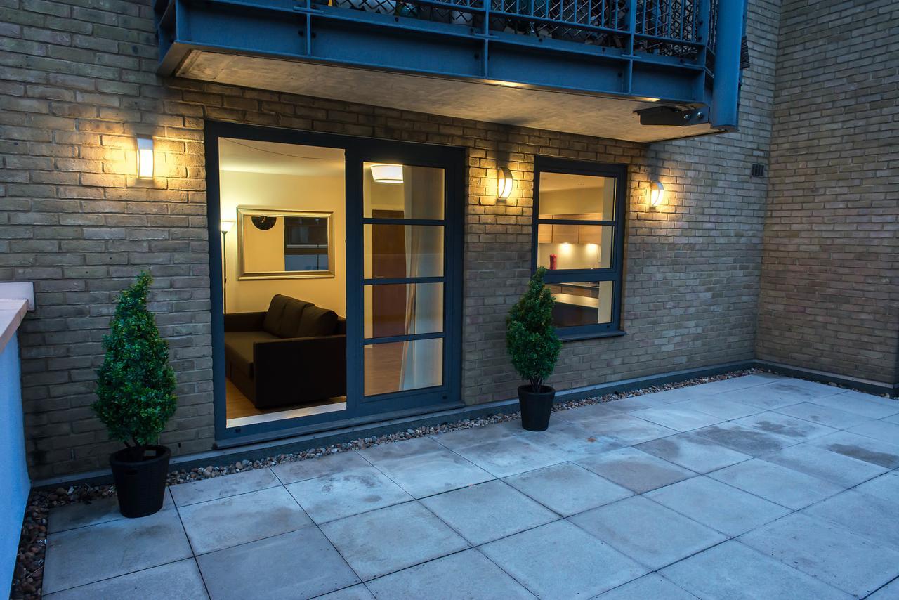 Royal Limehouse Apartment Лондон Екстериор снимка
